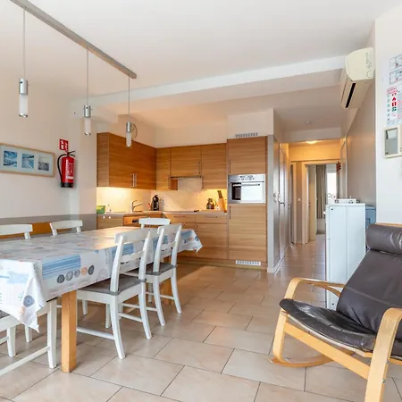 Nori Tv Apartment Ostend